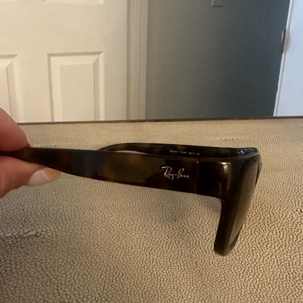 Ray Bans - Picture 3 of 5